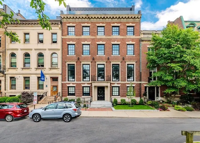 Modern Suite In Fenway Neighborhood