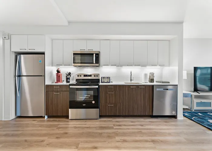 Furnished Luxury Apartment Next To Harvard Stadium