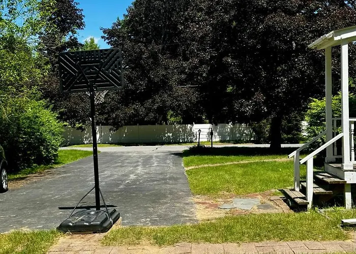 Serene 4Beds 2Baths Home